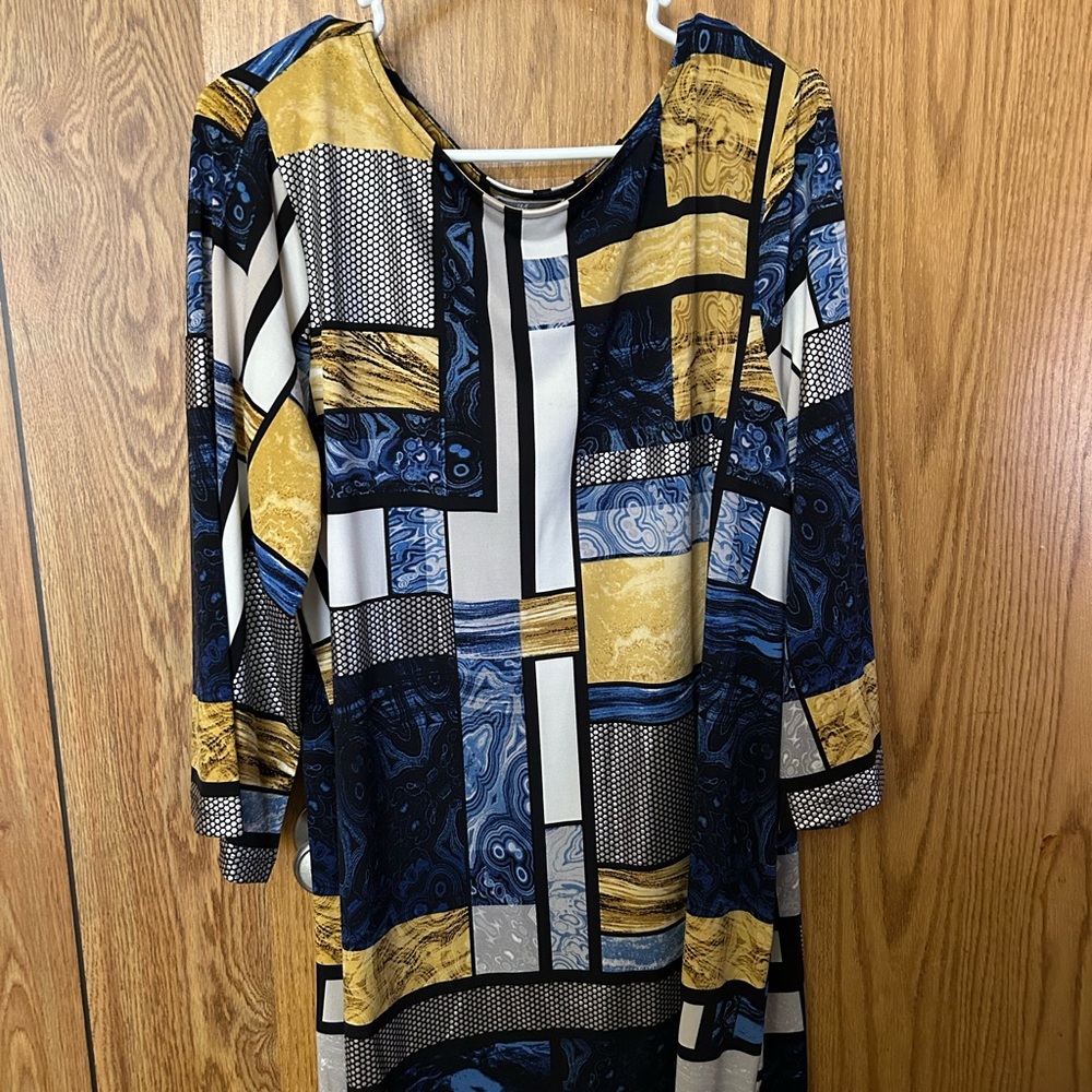 J M collection blue tunic 3/4 sleeve